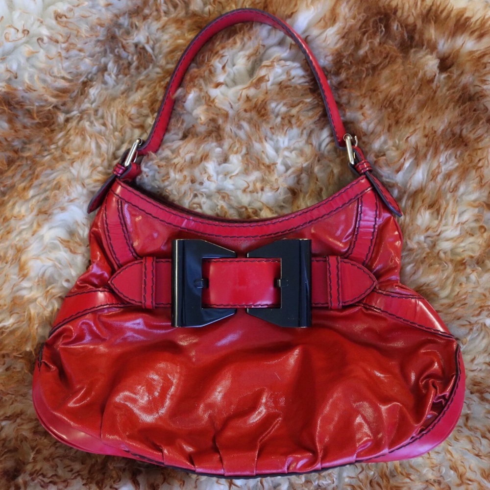 Limited Edition Gucci: red leather w/black buckle